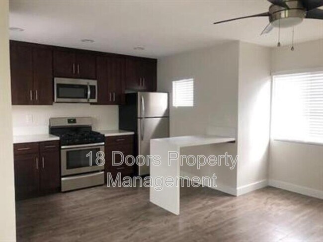 Foto del edificio - 4383 51st St