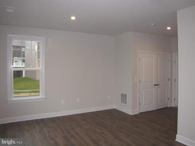 Foto del edificio - 6039 Camerons Ferry Dr