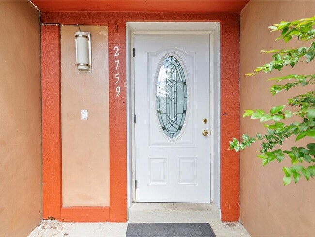 Foto del edificio - 2759 NW 198th Ter