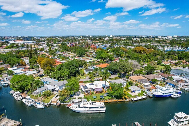 Foto del edificio - 2060 NW 13th St