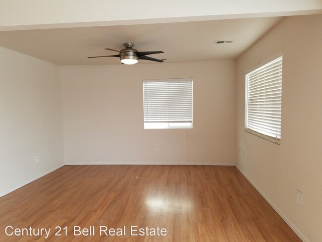 Building Photo - 3 br, 2.5 bath House - 307 Annie Morgan Court