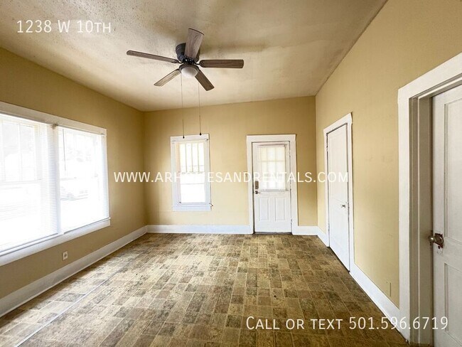 Building Photo - 1238 W 10th-