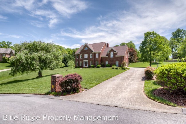 Building Photo - 1029 Stagshaw Ln