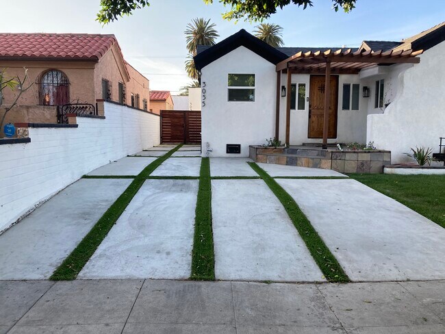 Foto del edificio - 3057 Vineyard Ave