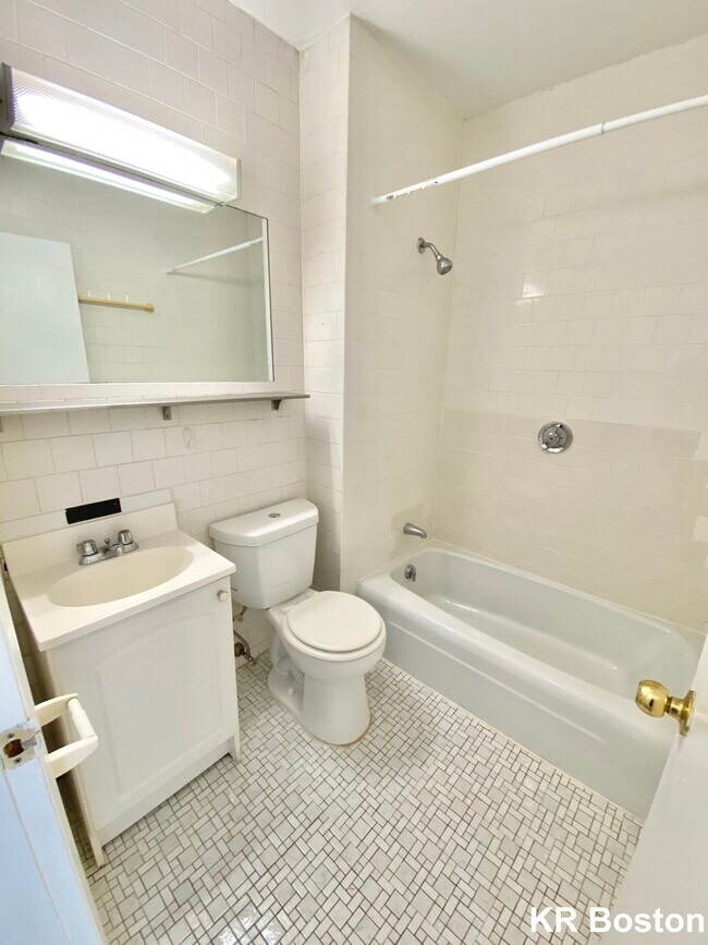Foto del edificio - 1264 Beacon St