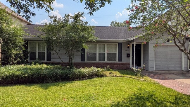 Building Photo - 5303 Evergreen St