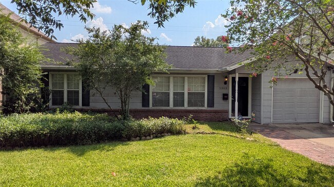 Foto del edificio - 5303 Evergreen St