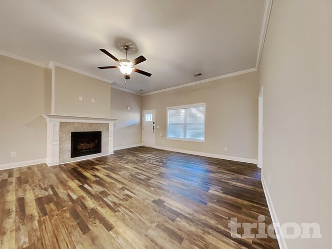 Building Photo - 228 Hallmark Cir