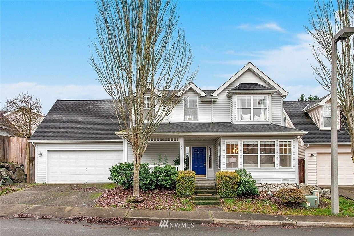 3 br, 3 bath House 524 PL NE House Rental in Renton, WA