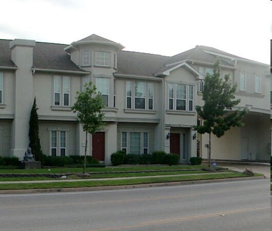 Primary Photo - University Heights