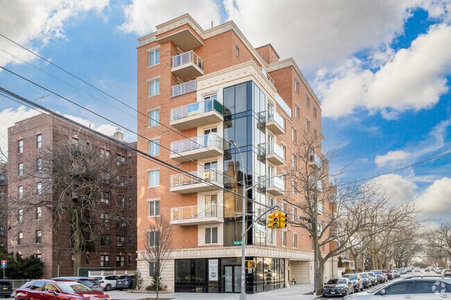 Building Photo - 2818 Ocean Ave