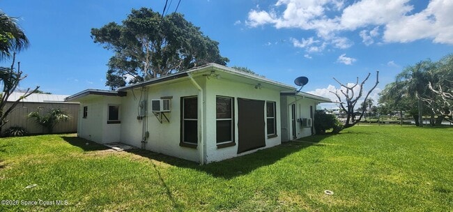 Foto del edificio - 485 N Shore Dr