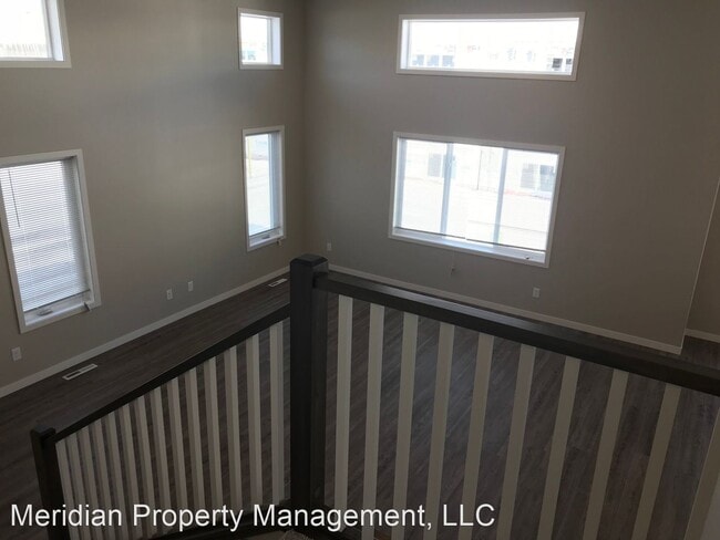 Building Photo - 3 br, 3 bath House - 2629 5th Ct W