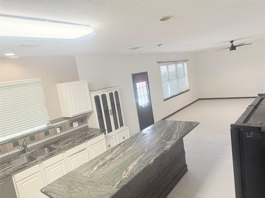 Foto del edificio - 12319 Jersey Meadow Dr