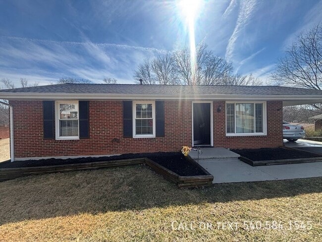 Foto del edificio - 449 Missimer Ln