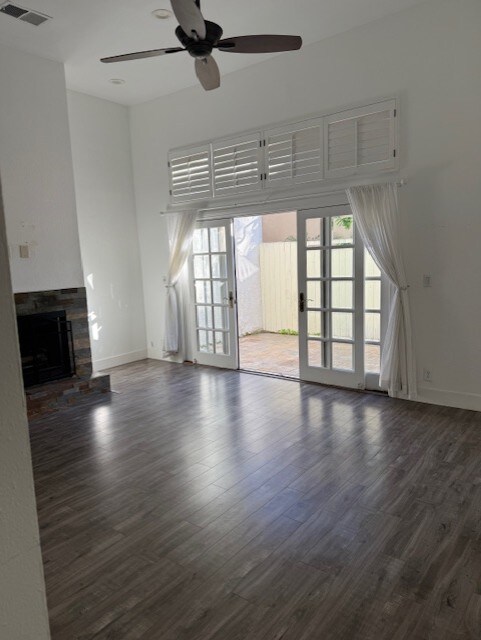 Foto del edificio - 116 S Broadway