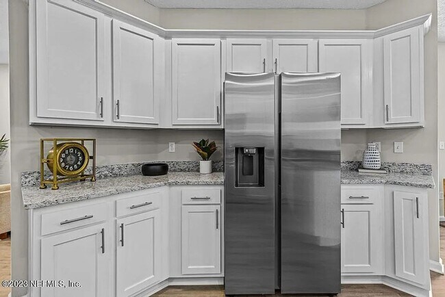 Building Photo - 2909 Piedmont Manor Dr