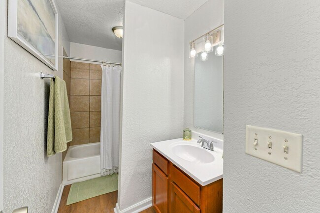 Interior Photo - Legend Oaks Gated Community