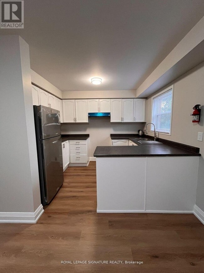 Photo du bâtiment - 6880 Meadowvale Town Centre Cir