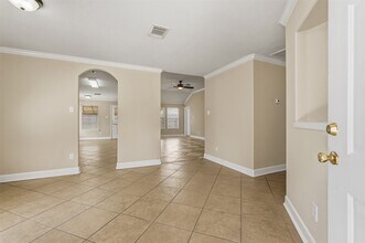 Building Photo - 5911 Camron Point Cir