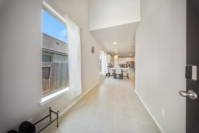 Foto del edificio - 8919 Oak Ivy Ln