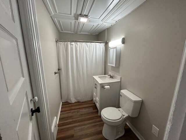 Bathroom - 2114 Cherry St
