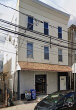 Building Photo - 96 Summer Ave
