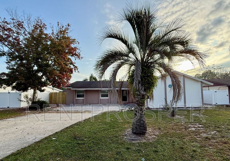 Foto principal - 376 Imperial Dr