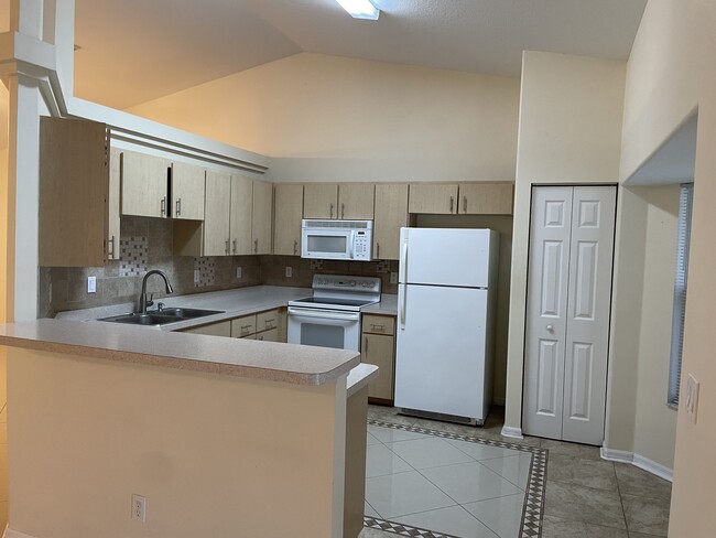 kitchen - 5750 SW 89th St