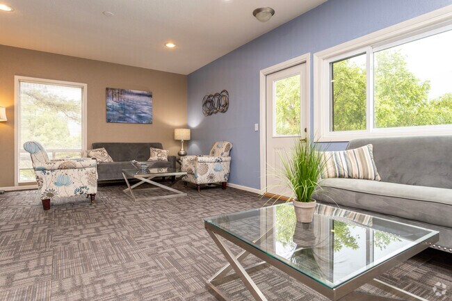Casa club - Woodridge Apartments