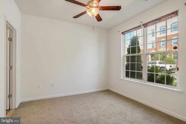 Building Photo - 2607 Egret Way