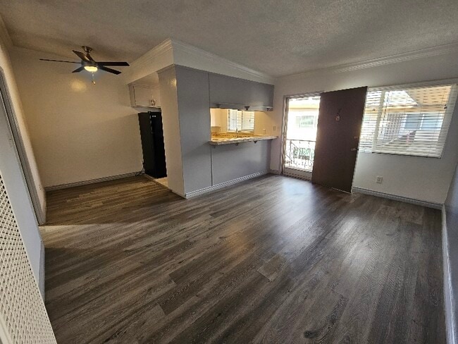 Photo - 5316 Lorna St Apartment