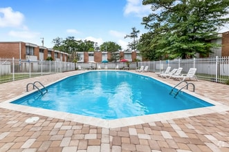Building Photo - Forestwood Apartments