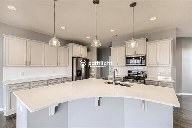 Foto del edificio - 755 Stonegate Road, Chanhassen, MN, 55317
