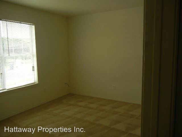 Building Photo - 201 W Mary Jane Dr