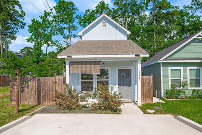 Building Photo - 16442 Eastchase St