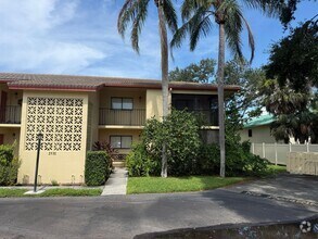 Building Photo - 2531 Bayshore Gardens Pkwy