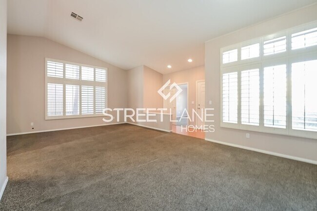 Foto del edificio - Spacious 3 bedroom home in Las Vegas!