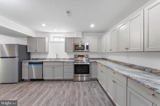 Building Photo - 217 Bridgewater Dr