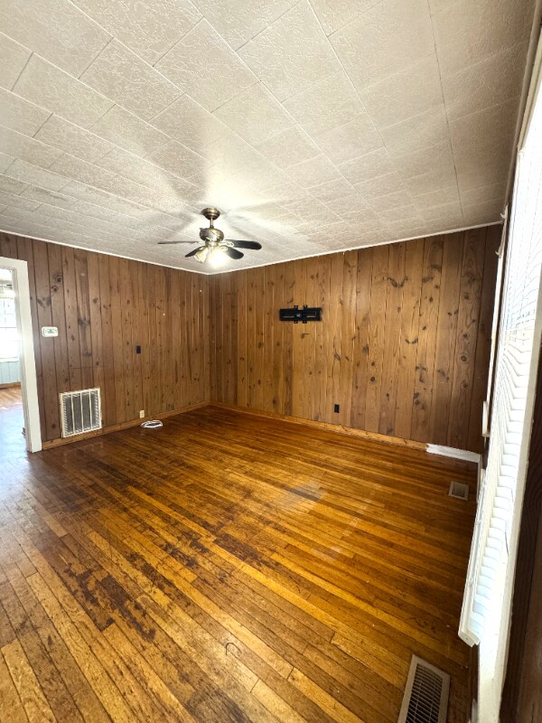 Building Photo - 7203 Porcher Dr