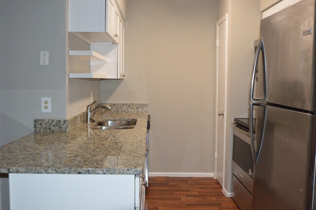 Foto del edificio - BRANDON: 2 Bed/2 Bath, 2nd Floor Condo - G...