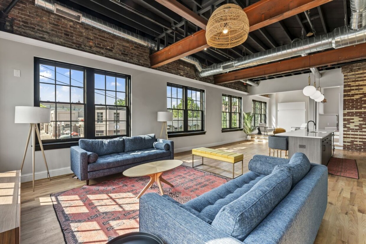 Foto principal - Renovated Highland Loft sleeps 4!