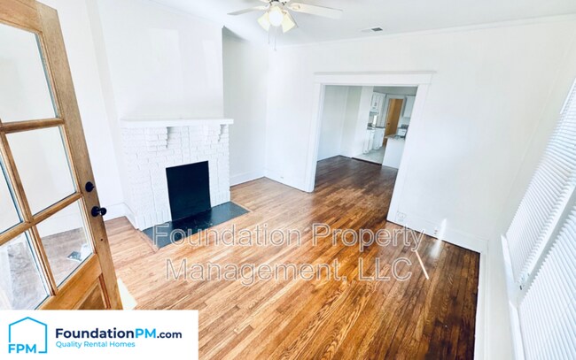 Building Photo - 1474 Lyndale Ave