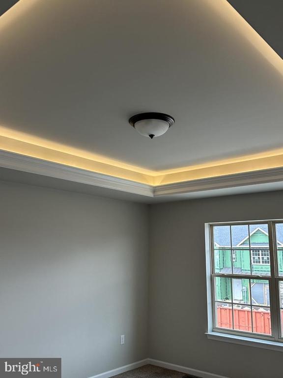 Foto del edificio - 105 Delano Dr