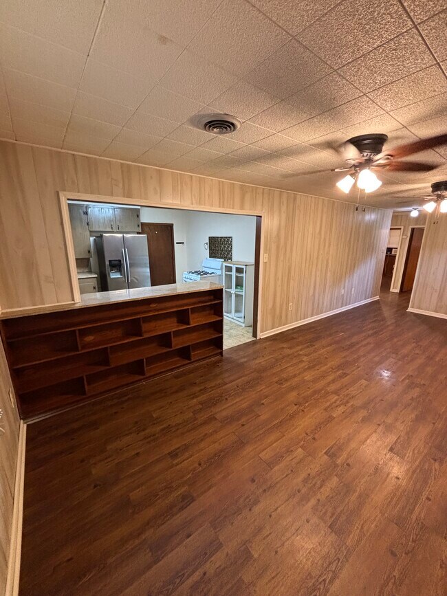 Foto del edificio - 17415 Sidney rd