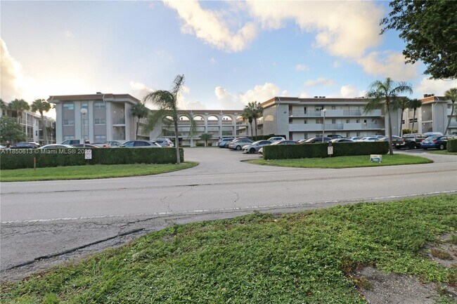 Foto del edificio - 5601 NW 2nd Ave