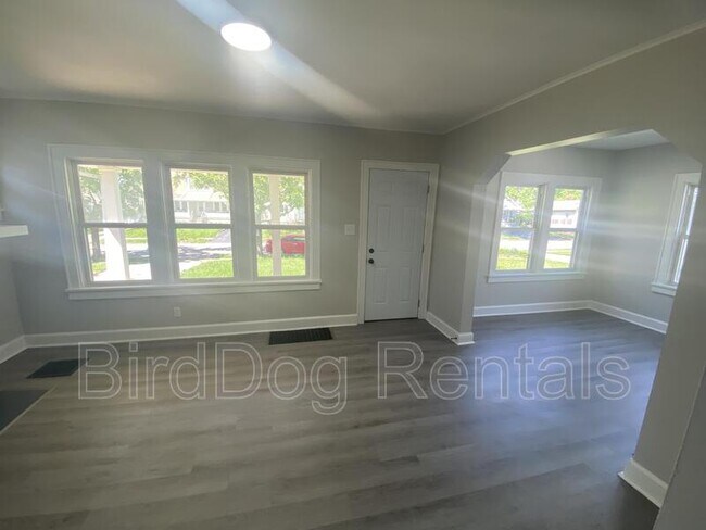 Foto del edificio - 1219 Manchester Ave