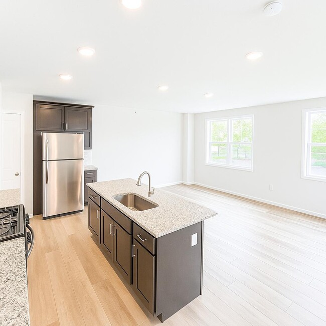 Building Photo - 311 Tower Ridge Cir