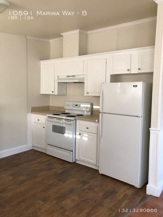 Building Photo - 10591 Marina Way