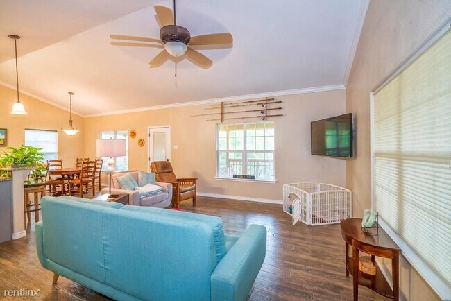 Building Photo - 1 br, 1 bath House - 6022 County Road 73